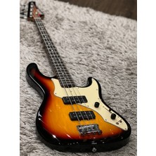 Soloking Mj-1 Classic Bass In 3 Tone Sunburst With Roasted Maple Neck And Rosewood Fb
