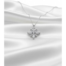 Lorivelle Premium Pırlanta Kesim Zirkon Taşlı Çiçek Kadın Kolye - Modern ve Işıltılı Tasarım (Gümüş Renk, 45+5 Cm)