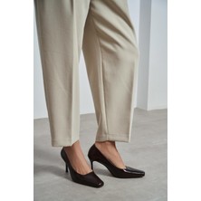 Nişantaşı Shoes Zivy Kahve Rustik Desenli Küt Burun Kalıp 7-8 cm Topuk Boyu  Kapalı Topuklu Kadın Ayakkabı