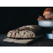 240 Derece Yabanmersinli Fındıklı Ekmeği 700 gr