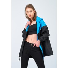 Moda Tuğram Kadın Mavi - Siyah Yağmurluk Kapüşonlu Su Geçirmez Özel Micro Kumaş