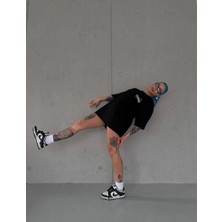 Saklı Moda Kadın Bisiklet Yaka Baskılı kısa kol Oversize T-Shirt - Siyah