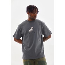 Tarz Yeri Baskılı Oversize T-Shirt - Füme -
