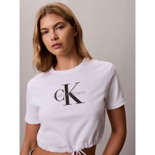Calvin Klein Kadın Rahat Kesim Esnek Pamuklu Örme Kumaşck Logo Detaylı Kısa Kollu Crop Beyaz T-Shirt LV047G288G-YAF