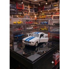 Oyuncak Sahili Ford Mustang Tarzı Klasik Model Metal Araba Kapılar Açılır 12.5 cm Çekbırak Koleksiyon Model White Logosuz Model