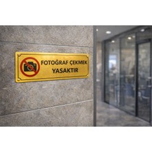 Outdoor One Fotoğraf Çekmek Yasaktır Gold Metal Uyarı Levhası 7x20 cm – Kurumsal
