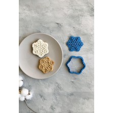 Yağmur Store Mavi 2'li Kar Tanesi Hamur Şekillendirici/kurabiye/seramik/polimer Kil/oyun Hamuru (8x9 Cm)
