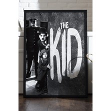 Duvarda Charlie Chaplin The Kid Siyah Ahşap Çerçeveli Poster, Dekoratif Film Duvar Tablosu