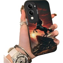 HONTINGA Vivo Y29S ile Uyumlu Kılıf Silikon Kenar Sert Arka Kamera Koruyucu Basitlik Anti Düşme Kamera Korumalı At Desen Couple Telefon Kılıfı Kadın ve Erkek Için Uygundur K1-1517