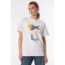 Denim Trip Relaxed Fit Ekru Kadın Baskılı Kadın T-Shirt