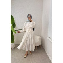 Kuşak Detaylı Bluz ve Rahat Kesim Etek Takımı