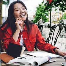 Elivora Store – Usb-C Kablosu, USB 2.0 – 1 M (Usb-C - Usb-C, Veri Kablosu/şarj Kablosu, Güç Dağıtımı ile 480 Mbit/s ve 100 W'a Kadar Şarj Akımı/pd 3, Entegre Çip, Siyah)