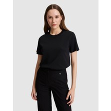 Pierre Cardin Kadın Siyah Regular Fit Bisiklet Yaka Basic Tişört 50323570-VR046