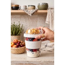 Kitchen Life Take'n Go Hazır Kapaklı Kaşıklı Yoğurt Yulaf Müsli Saklama Kabı Taşınabilir Yemek Kabı 600 ml