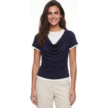 Onloox Lacivert Viskon Esnek Kumaş Degaje Yaka Rahat Kalıp Çift Kat Görünümlü Kısa Kol T-Shirt