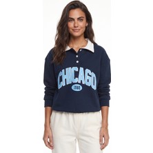 Onloox Lacivert Pamuklu Polo Yaka Üç Iplik Şardonlu Chicago Baskılı Uzun Kollu Sweatshirt