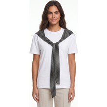 Onloox Beyaz Pamuklu Bisiklet Yaka Rahat Kesim Çizgili Şal Bağlama Detaylı Kısa Kollu T-Shirt