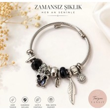 Singularis Premium Gümüş Renk Çelik Tel Kelepçe Tüy ve Kalp Figürlü Charm Kadın Bijuteri Bileklik