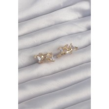 Fun And Market Buğz Pirinç Gold Renk Iri Zirkon Taşlı Kıvrımlı Minimal Kelebekli Halka Küpe
