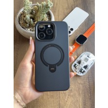 Mtl iPhone 16 Pro Max Uyumlu Karbon Desenli Standlı ve Magsafe Uyumlu Kılıf SOOCASE700
