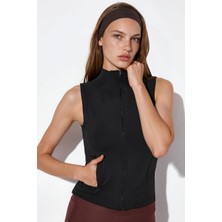 Hiccup Kadınlar Fitted Balıkçı Yaka Kolsuz Active Top Siyah