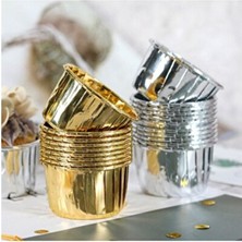 Empressco Altın Renk Metal Muffin Cupcake Kağıdı 24 Adet, 50X39 Cm, Şık ve Kullanışlı