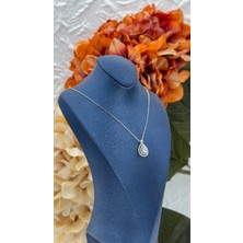 Livora Jewelry 925 Ayar Gümüş Pırlanta Montür Zirkon Taşlı Damla Kadın Kolye