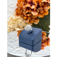 Livora Jewelry 925 Ayar Gümüş Pırlanta Montür Iri Boy Çiçek Tasarım Zirkon Kadın Yüzük