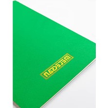 Esranın Dünyası Karton Kapaklı Iplik Dikişli Defter - 17X24 Cm, Düz Yaprak, Yeşil