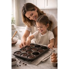 Empressco Siyah 12'li Muffin Kek Kalıbı 26X38 Cm, Dayanıklı ve Kullanışlı Set