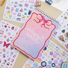 Esranın Dünyası 1183 Adet 18 Yaprak Renkli Sticker Defteri, A5 Boyut