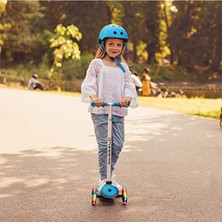 Esranın Dünyası Işıklı Tekerlekli Scooter, Çocuklar Için Eğlenceli Araç