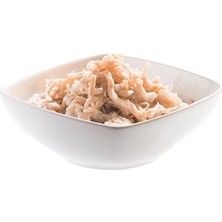 Larskas Tavuk Fileto ve Aloe Vera Jöle Içinde Yavru Köpek Konservesi 150G