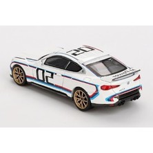 Larskas Limitli Üretim 1/64 Ölçekli Beyaz-Mavi Altın Renkli Model Araç