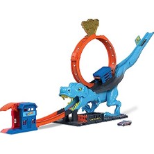 Larskas Hot Wheels Dinozor ile Mücadele™ Oyun Seti 1 Adet Oyuncak Araba Içeren Hot Wheels™ Şehri Pist Seti, T-Rex Akrobasi ve Yarış Çemberli Oyun Seti HKX42