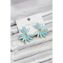 Hatıra Kutusu Buz Mavisi Renk Kristal Taşlı Lotus Model Kadın Küpe - Lisinya