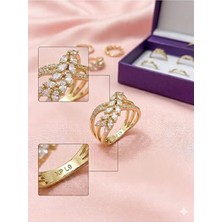Singularis Kadın Gold Vıp Serisi Markiz Taşlı Kaburga Yüzük - Yaprak Desenli Lüks Gold Yüzük