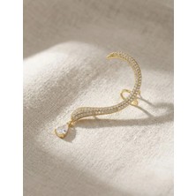 Singularis Premium Gold Renk Zirkon Taşlı Ear Cuff Sallantılı Damla Detaylı Kıkırdak Kelepçe Kadın Bijuteri Küpe