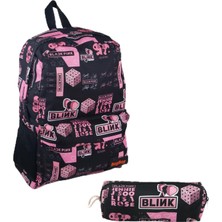 Belirtilmemiş 4'lü Set Blackpink K-Pop Desenli Sırt Çantası Kalemlik Makyaj Çantası Büyük Boy Makyaj Çantası