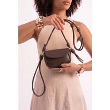 Eych Mila Mini Çapraz Askılı Omuz Çantası - Düğümlü ve Kapaklı Model