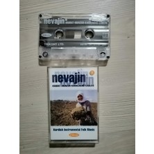 Plakperest Nevajın -Ararat Munzur Karacadağ Ezgileri -Kurdısh Instrumental Folk Musıc -   1999 Türkiye Basım  *kaset*