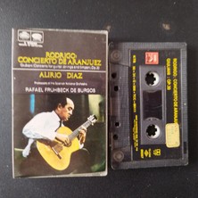 Plakperest Alirio Diaz*, Rodrigo*, Giuliani*, Rafael Frühbeck De Burgos – Concierto De Aranjuez / Concerto For Guitar, Strings An  –    1986 Türkiye Basım  Kaset