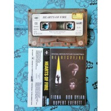 Plakperest Hearts Of Fıre -Fıona / Bob Dylan / Rupert Everett  1987  Türkiye Basım  Kağıtlı (Kaset)-