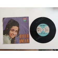 Plakperest Ayfer Ünler - Gönül Kurbanı / Sus Arkadaş  * 45 Lik Türkçe Plak
