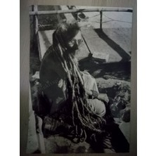 Plakperest Phalrıbaba Adlı Bir Hindu’nun Siyah Beyaz Orjinal Fotoğrafı(Camera Press Londra Damgası Var Arkasında)