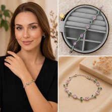 Fm 💎 Premium Gümüş Renk Pembe ve Yeşil Zirkon Taşlı Gümüş Renk Zarif Kadın Bijuteri Bileklik (20cm)