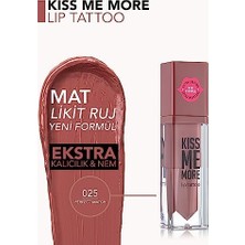 Kiss Me More Yüksek Pigmentli & Mat Bitişli Nemlendirici Likit Ruj