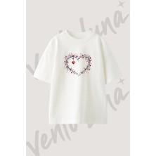 Kalp Dallar Tasarım Baskılı Unisex Oversize Kalıp Beyaz Tshirt