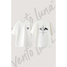 Broken Sword Wings Tasarım Sırt Baskılı Pamuk Beyaz Oversize T-Shirt