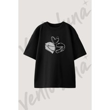 Kask Asiklar Tasarım Baskılı Unisex Oversize Kalıp Siyah Tshirt